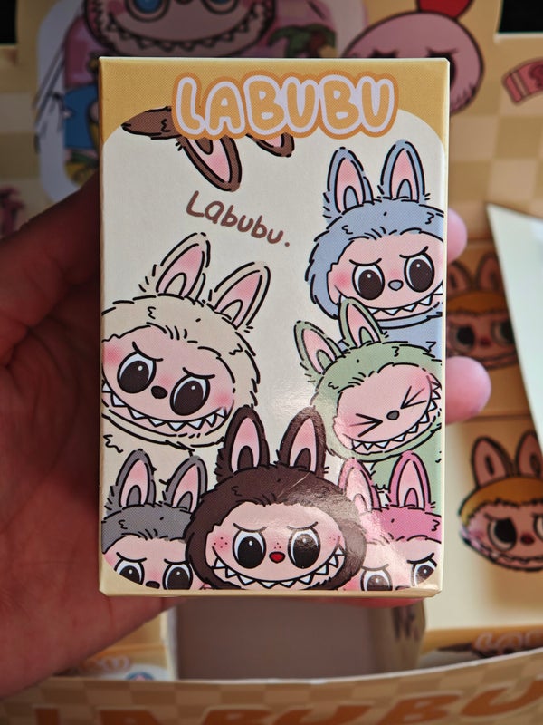 Grand labubu mystères