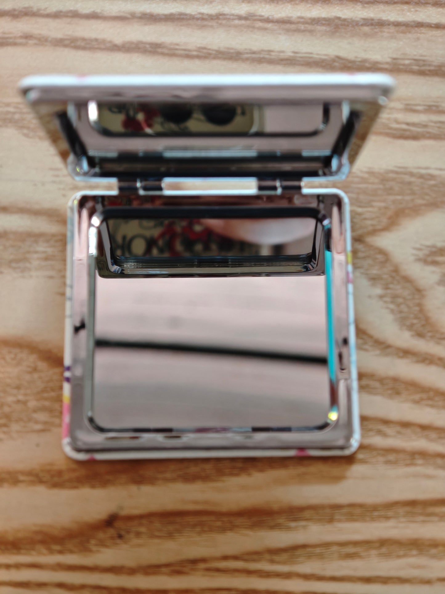 Miroir de poche Stitch